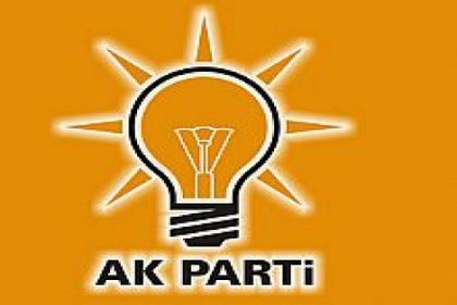 AKP'de iki istifa!