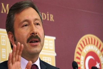 AKP'den istifa eden vekillerden 'demokrasi bildirisi'