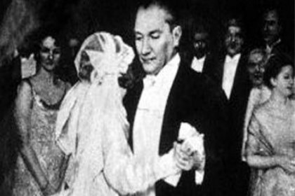 Atatürk dans ederken düşünce: Geçmiş olsun Şefika yoldaş!