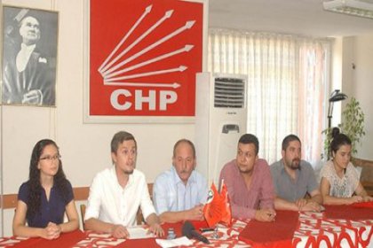 Balıkesir'de CHP'li gençlerden 'başarısızlık' istifası