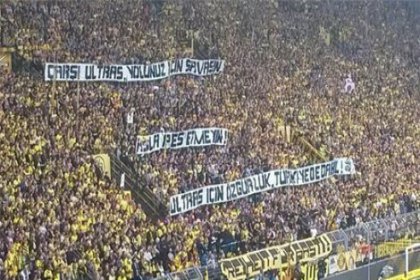 Çarşı'ya Borussia Dortmund desteği
