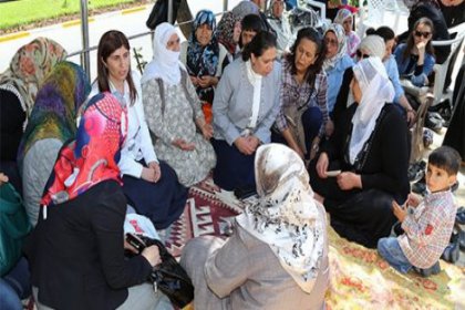 Dağdakiler indirilsin eylemi: Selahattin Demirtaş'tan binlerce kez özür diliyorum