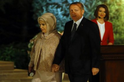 Erdoğan Resepsiyonda Yemen Türküsüne Eşlik Etti