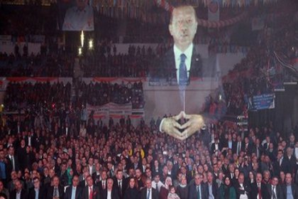Guardian: Hayalet mi? Hayır, o Türkiye'nin Başbakanı!