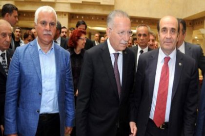 İhsanoğlu'nu Trabzon'da 5 partinin temsilcileri karşıladı