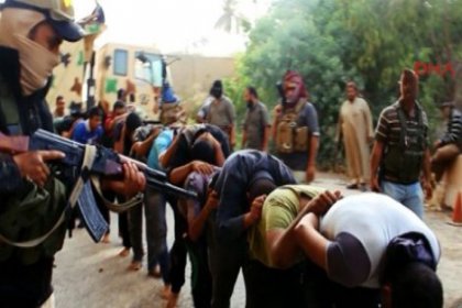 IŞİD, Tikrit'te 1700 emniyet personelini kurşuna dizdi
