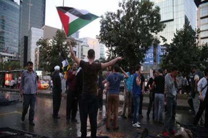 'İsrail protestolarında yanlış binaya taş atıyorsunuz'