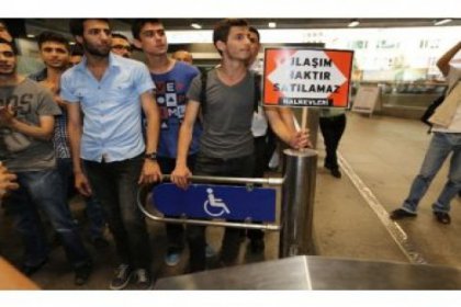 İstanbul metrosunda kavga! Zamlar Geri alınsın