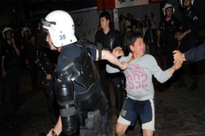 İzmir'de polis 10 yaşındaki çocuğu da gözaltına almak istedi
