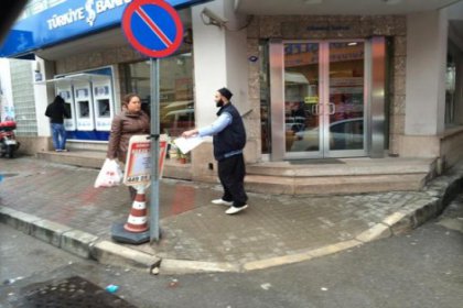 İzmir'de yılbaşı karşıtı bildiri dağıttılar