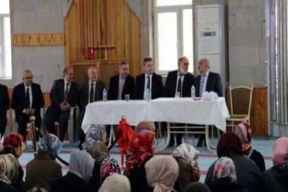 Kayseri'de CHP'lilerden 'camide siyaset' iddiası