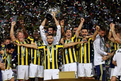 Kılıçdaroğlu Fenerbahçe’yi kutladı
