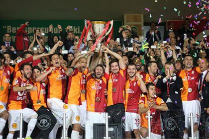 Kılıçdaroğlu Galatasaray’ı kutladı