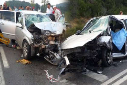 Kocaeli'de zincirleme kaza: İki ölü, 10 yaralı