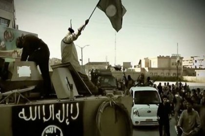 NYT: Türkiye, IŞİD'li militanların sınırlarından geçişine müsaade etti