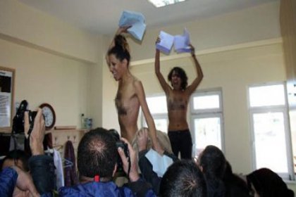 Sandık başında soyunan FEMEN üyelerine 3 yıla kadar hapis istemi