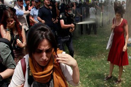'Türkiye'nin insan hakları gerilemesi'