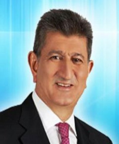Ali Özcan Üsküdar'da oy kullanacak