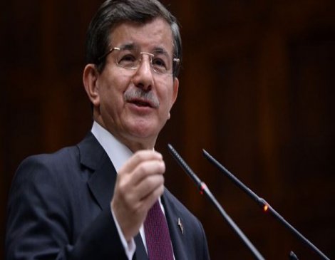 Başbakan Davutoğlu, Paris'e gidiyor