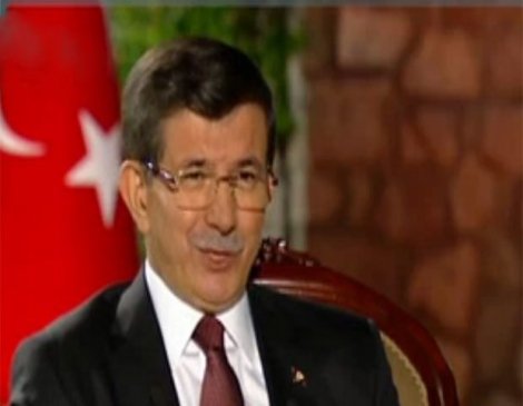 Davutoğlu, 'Barajın düşürülmesinden yanayız'