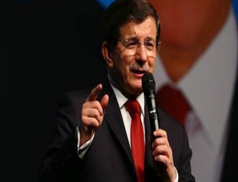 Davutoğlu grup toplantısından konuşuyor