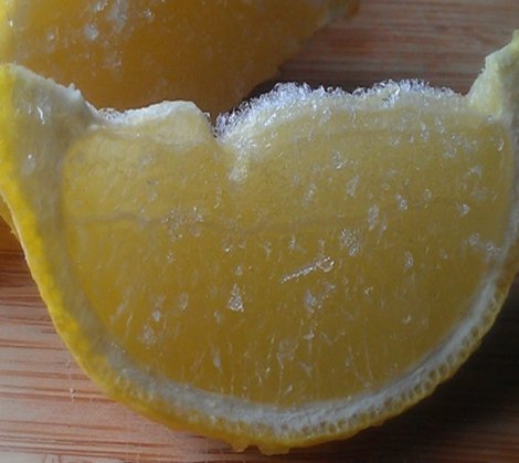 Dondurulmuş limonun şaşırtıcı yararları