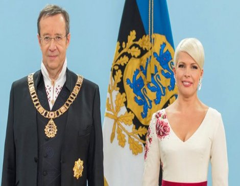 Estonya Cumhurbaşkanı Ilves ve eşi, yollarını ayırma kararı aldı