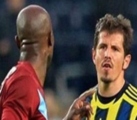 Fenerbahçe, Emre'ye kapıyı gösterdi
