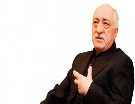 Fethullah Gülen: Kırk haramilerin Başkanı... Yüzüne tükürün...