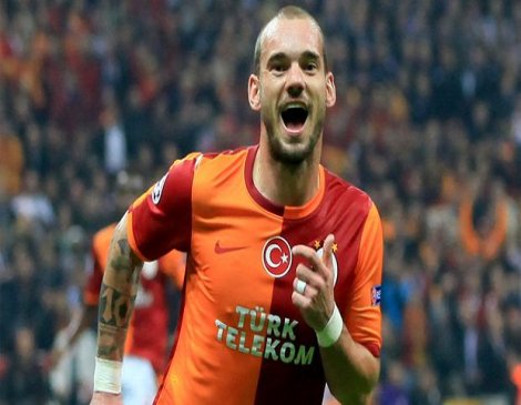 Galatasaray'ın ilk transferini Sneijder açıkladı!