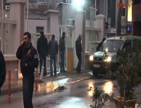 İzmir'de dinleme operasyonu