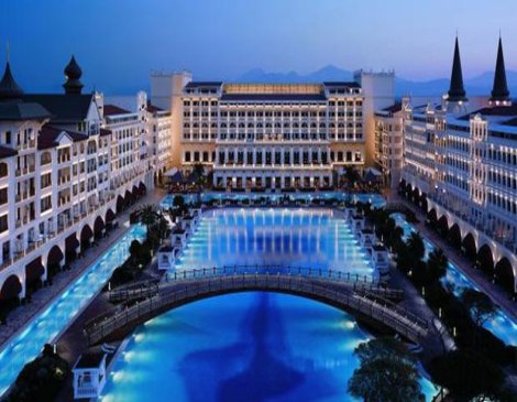 mardan palace sahibi