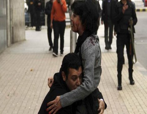 Mısır’da kadın gösterici böyle öldürüldü