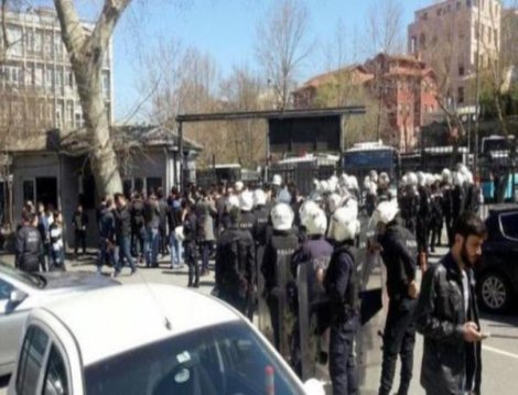 Polis İstanbul Üniversitesi'nde: Çok sayıda gözaltı var