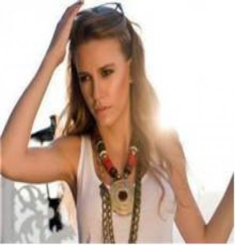 Serenay Sarıkaya'ya dava şoku