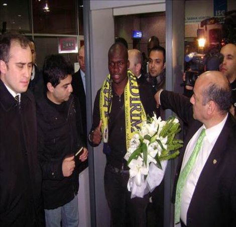 Sow, İstanbul'a geldi!