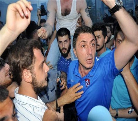 Trabzonspor'a olaylı karşılama