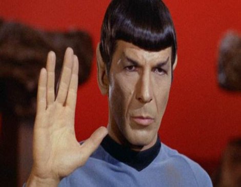 Uzay Yolu'nun Mr. Spock'ı öldü