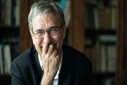 2015 Erdal Öz Edebiyat Ödülü'nün sahibi Orhan Pamuk