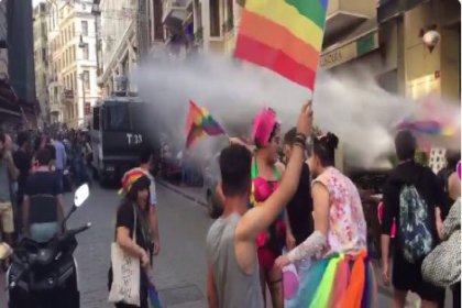 23. İstanbul LGBTİ Onur Haftası Komitesi basın açıklaması