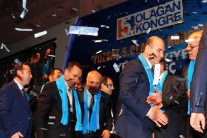 AKP Yozgat Kongresi Karıştı; Bozdağ ve Soylu salonu terketti