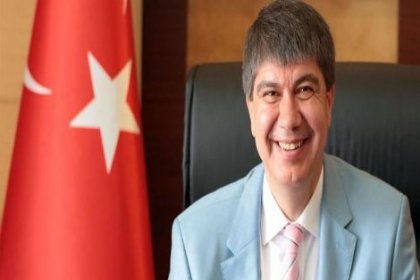 Altın Portakal'da 'yırtık kot' ve 'tişört' giymek yasaklandı