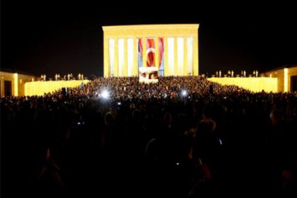 Anıtkabir 24 saat açık