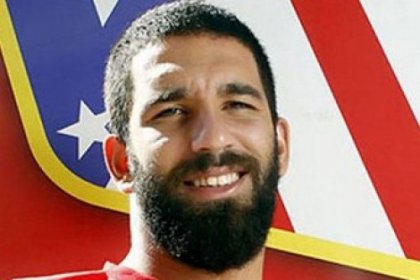 Arda Turan da politikaya el attı!