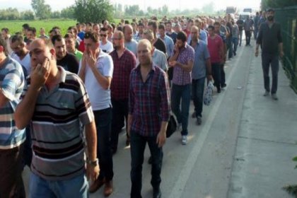 Bursa'da cam işçileri, baskılara karşı yürüdü