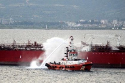 Çanakkale Boğazı'nda tankerle gemi çarpıştı