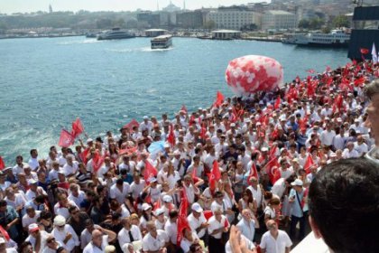 CHP tezkereye evet dedi; 2 gün sonra barış yürüyüşü yaptı