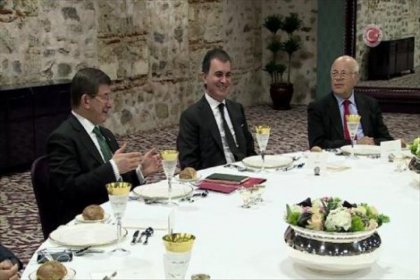 Davutoğlu Alevi sivil toplum kuruluşu temsilcileriyle yemekte buluştu