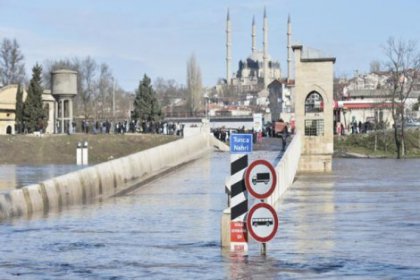 Edirne Karaağaç'ta bir mahalle ve köy tahliye ediliyor