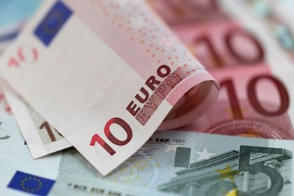 Euro dolar karşısında son 10 haftanın zirvesinde